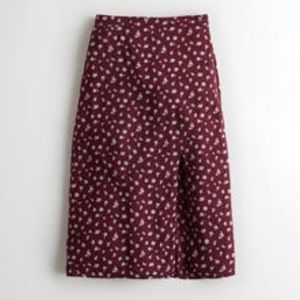 Hollister Floral High-Rise Midi Skirt (New w tags)